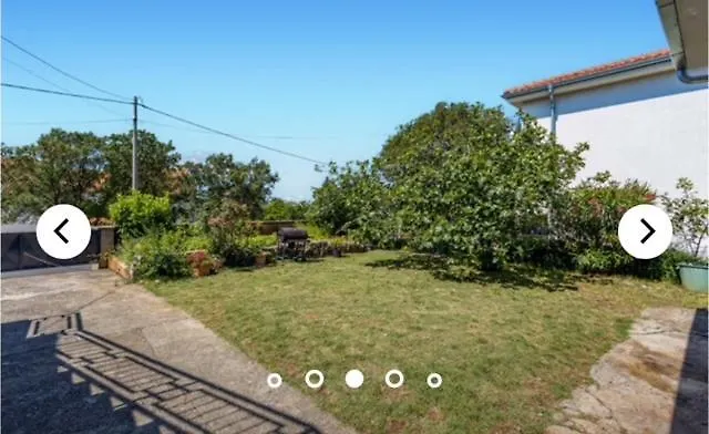 Apartment Apartman Nevia Novi Vinodolski Croatia